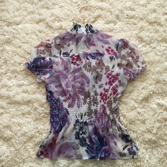 RAMPAGE SHEER FLORAL SHORT SLEEVE BLOUSE - Picture 7 of 7